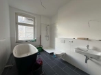 Badezimmer - Kernsanierte Altbauwohnung in Düsseldorf