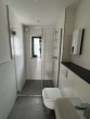 Badezimmer - Schöne kernsanierte 2 Zimmer Wohnung mit Balkon