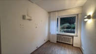 Behandlungszimmer 1 - Gewerbeeinheit in Zentraler Lage