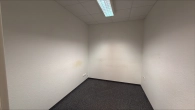 Behandlungszimmer 3 - Gewerbeeinheit in Zentraler Lage